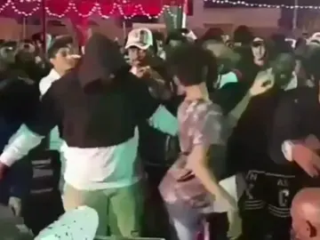 #الشعب_الصيني_ماله_حل #اكسبلور #رقص #الامارات_العربية_المتحده #أبوظبي #دبي #الشارقة #عجمان #راس_الخيمة #الفجيرة #عمان #البحرين #الكويت #قطر #ترند 