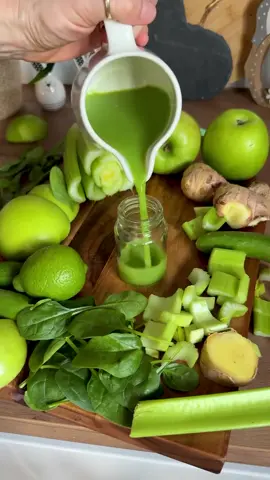 Download the 21 Day Smoothie Diet Detox eBook from the link in bio. This eBook includes everything you need—shopping lists, recipes, and a full 21-day step-by-step guide! #detox #bellyfat 