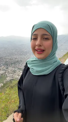 في الطريق الى تعز برفقة الأكارم في محلات النهاري التجارية لإجراء لقاء مع شخصية عربية مشهورة .. إنتظرونا