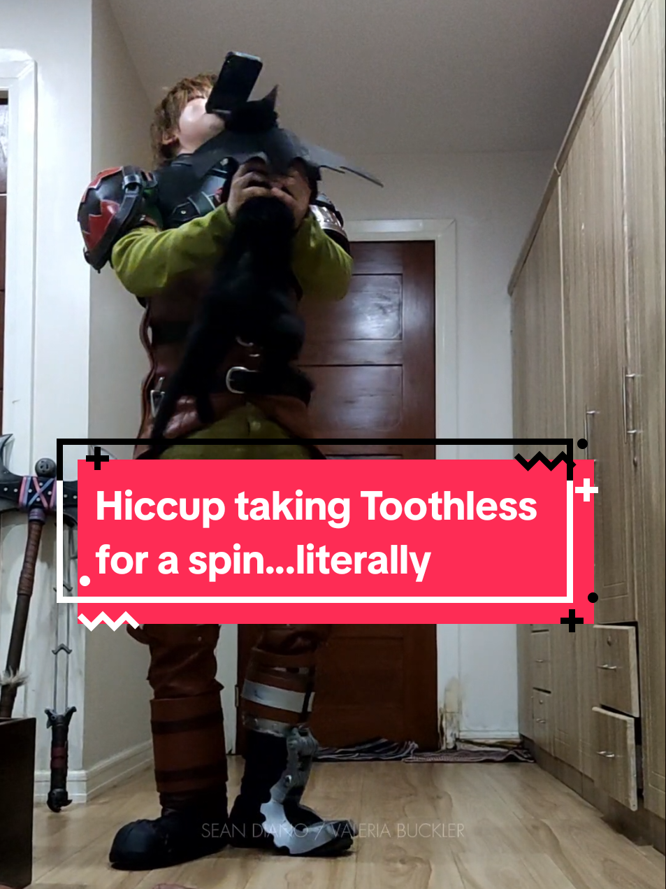 Just a boy taking his pet for a spin...literally 🐈‍⬛️🐉 #howtotrainyourdragon #liveaction #hiccupcosplay #hiccuphaddock #toothless 