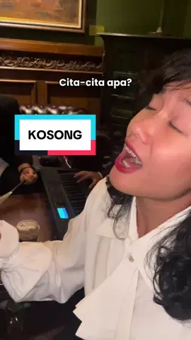 Bagaimana perantauanmu kawan? KOSONG - Societeit de Harmonie #societeitdeharmonie #jazzmepetmuka #natasyaelvira 