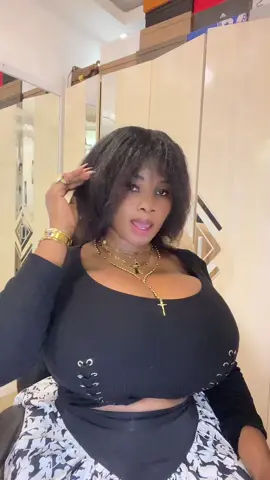 Jewelries💗💗: @Doris Omane Antwi @the boy fashion Jewellery #earrings #bracelet #ring #earrings 