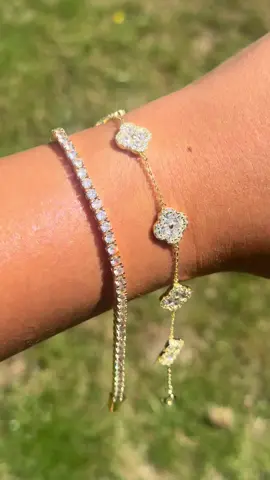 SERAPHINA clover bracelet - each clover is sparkling ✨