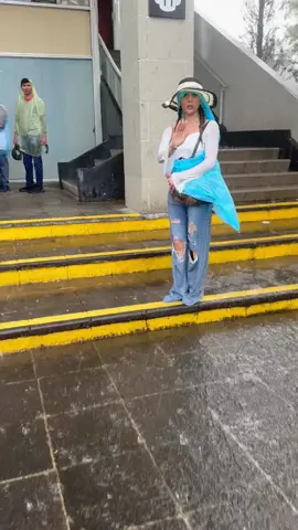 Puras bendiciones con esta lluvia en las pirámides 🙌🏼🙌🏼🙌🏼🤗🥰#foryou #foryoupage #parati #fyp #cascarita 