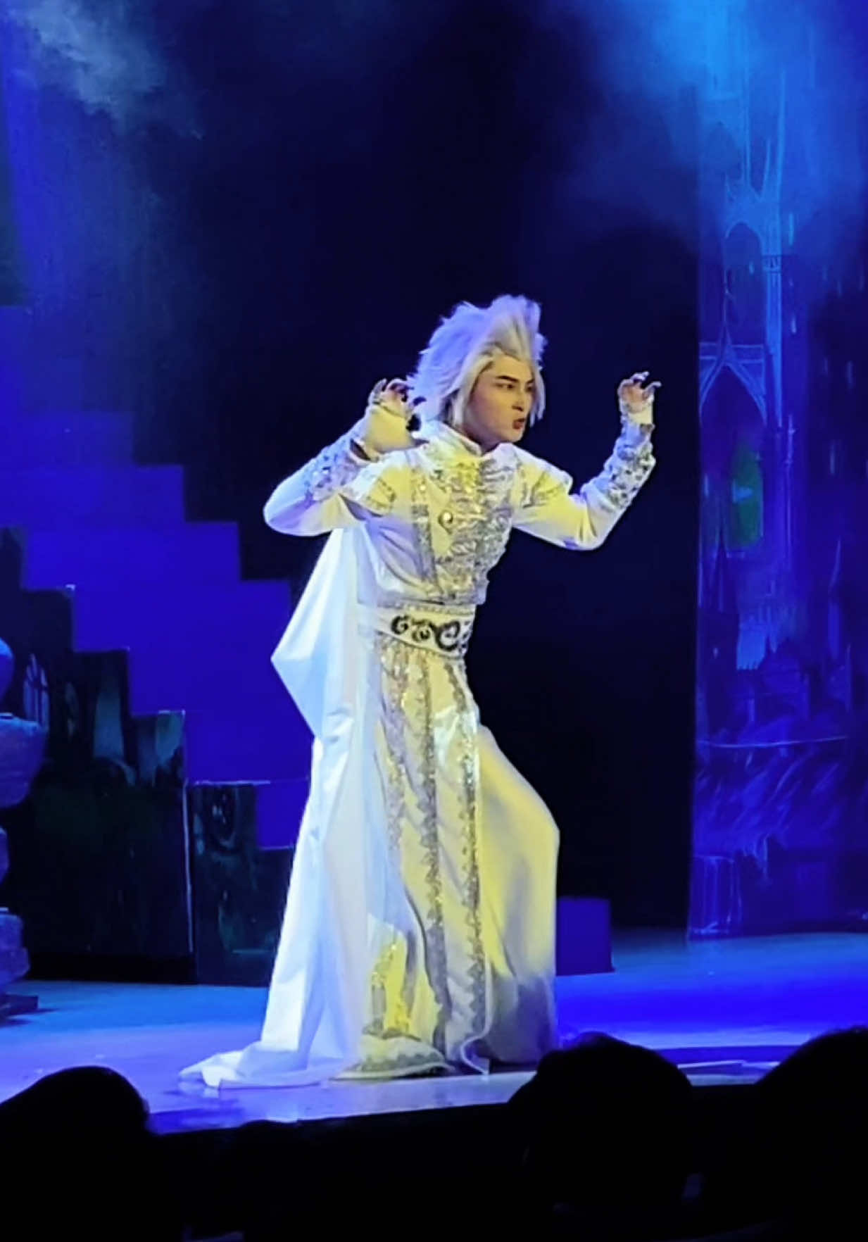 Mọi Người nhanh tay đặt vé các suất còn lại của vở thiếu nhi trong tháng 6 “ Công chúa mũi to và vương quốc meo meo ” 😻  Lịch diễn : 21/6 suất 15h và 19h 28/6 15h và 19h tại @SKNT Trương Hùng Minh #congchuamuitovavuongquocmeomeo #sknttruonghungminh 