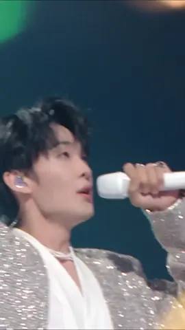 《月亮照山川》