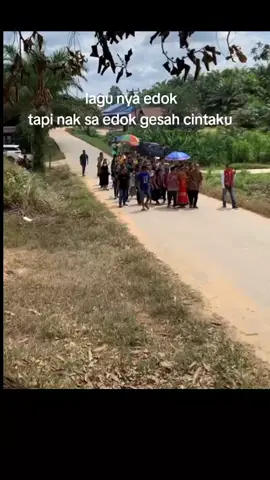 sampe di ningalant panganten agik😔#storydayak#izinpost🙏#storydayakkanayant#dayakkalimantan#fypdayak#fyourpage#fyp 