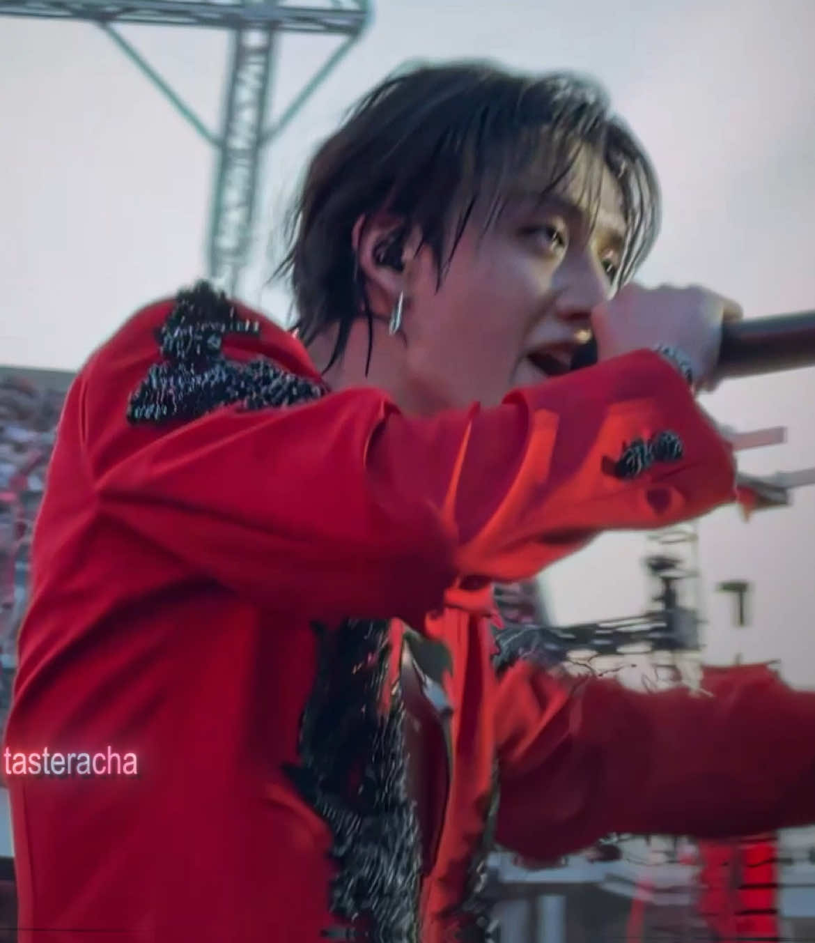 that button couldn't handle it #bangchan #skz #straykids #skzedit #straykidsedit #kpop #edit #fy #fyp #viral #flop 