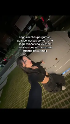 só ganhamos quando desistimos, mas tem dores que são eternas  #dor #desistir #relacionamento #término #frases #vaiprofycaramba #motivacao 