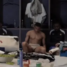 Omg I’m not gonna move on this 😏 #KYLIANMBAPPE #mbappe #football #pourtoi #fyp #equipedefrance #mbappeedit #mbappefanx #mbappeedit #kylianmbappeedit 