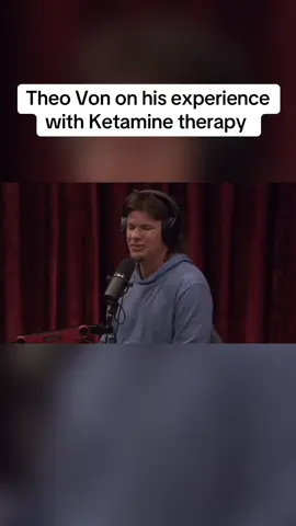 Theo Von tells Joe Rogan about his experience with Ketamine therapy #theovon #joerogan #comedian #podcast #clips 
