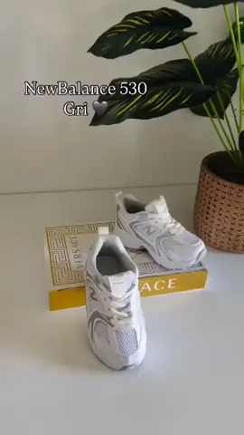 New balance unisex size 3-13 R300 WhatsApp 069 682 7734