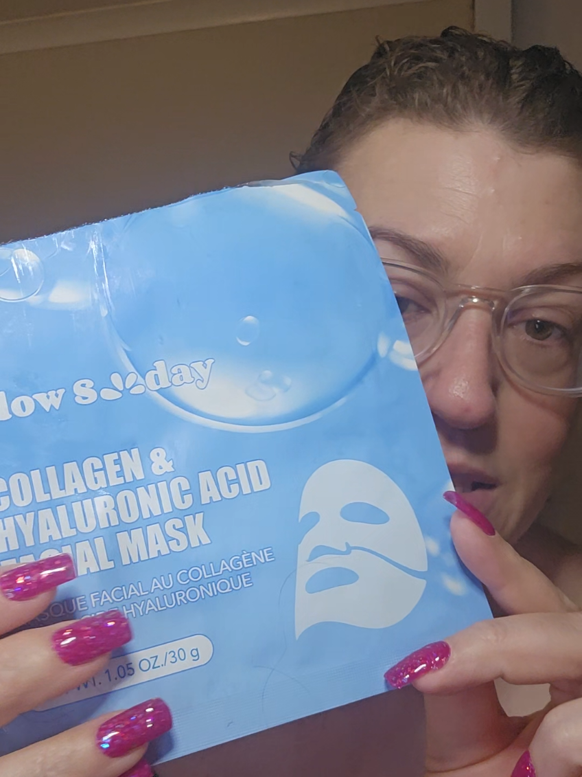 had a bit of a pampering with a soak in the bath and one of the @slowsunday.al collagen facemasks from @SHEIN UK. they really do leave your skin feeling lovely ☺️ #beauty #skincare #facemask #pamper #metime #SelfCare #collagen #hyaluronicacid 