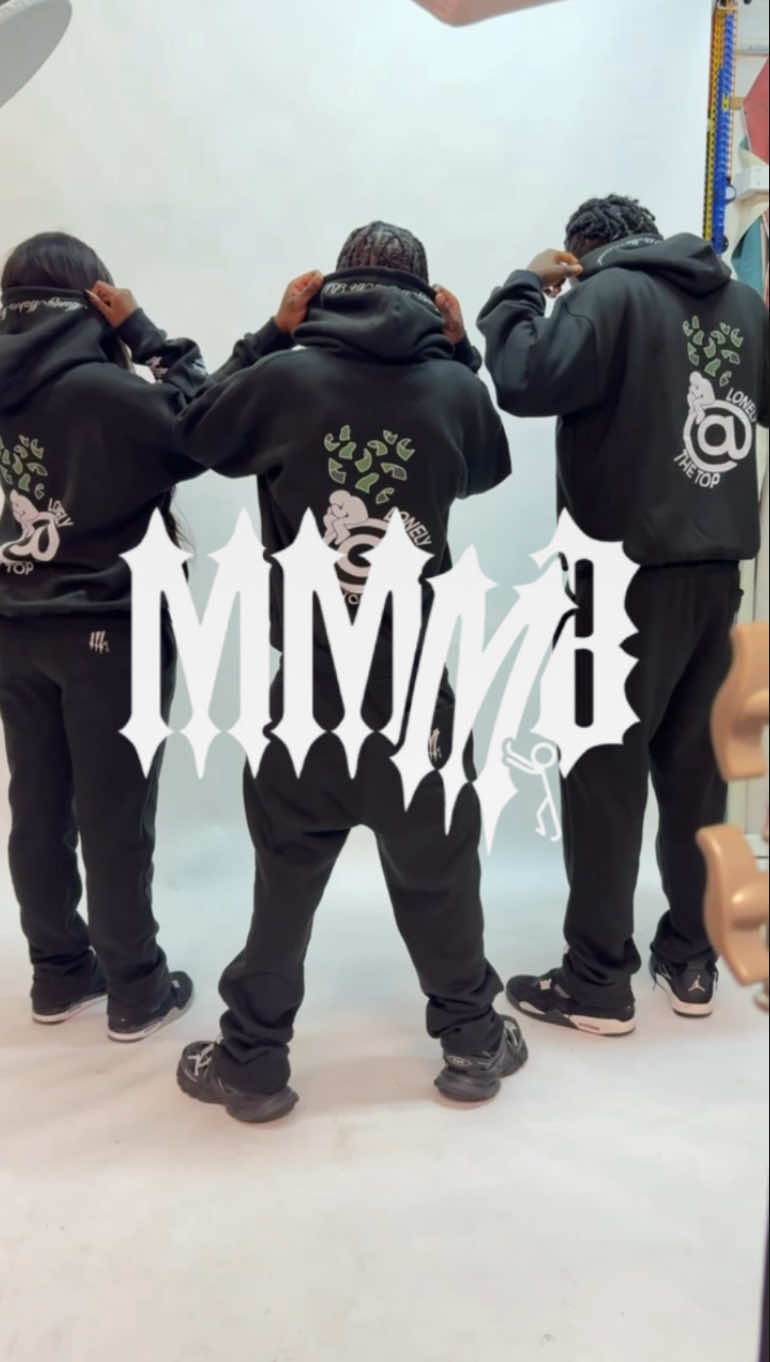 COMING SOON…..👩🏽‍🦯 #fyp #xyzabc #foru #fashion #clothingbrand #irish #ireland #uktiktok #tracksuit #fashiontiktok #inspiration #foryoupagе #CapCut 