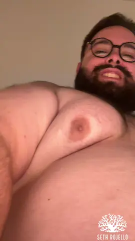 #thesethlife #tacoma #washington #bear #OOTD #nature #adventure #beard #selfesteem #loveyourself #confidence #selflove #bodypositivity #curves #bodyconfidence #bodyacceptance #belly #bigbelly #chubforchub #chubforchaser #friends #thickthighsaveslives #thickboi #landscape #cub #thick #chub #chubby #cute #plussizestyle