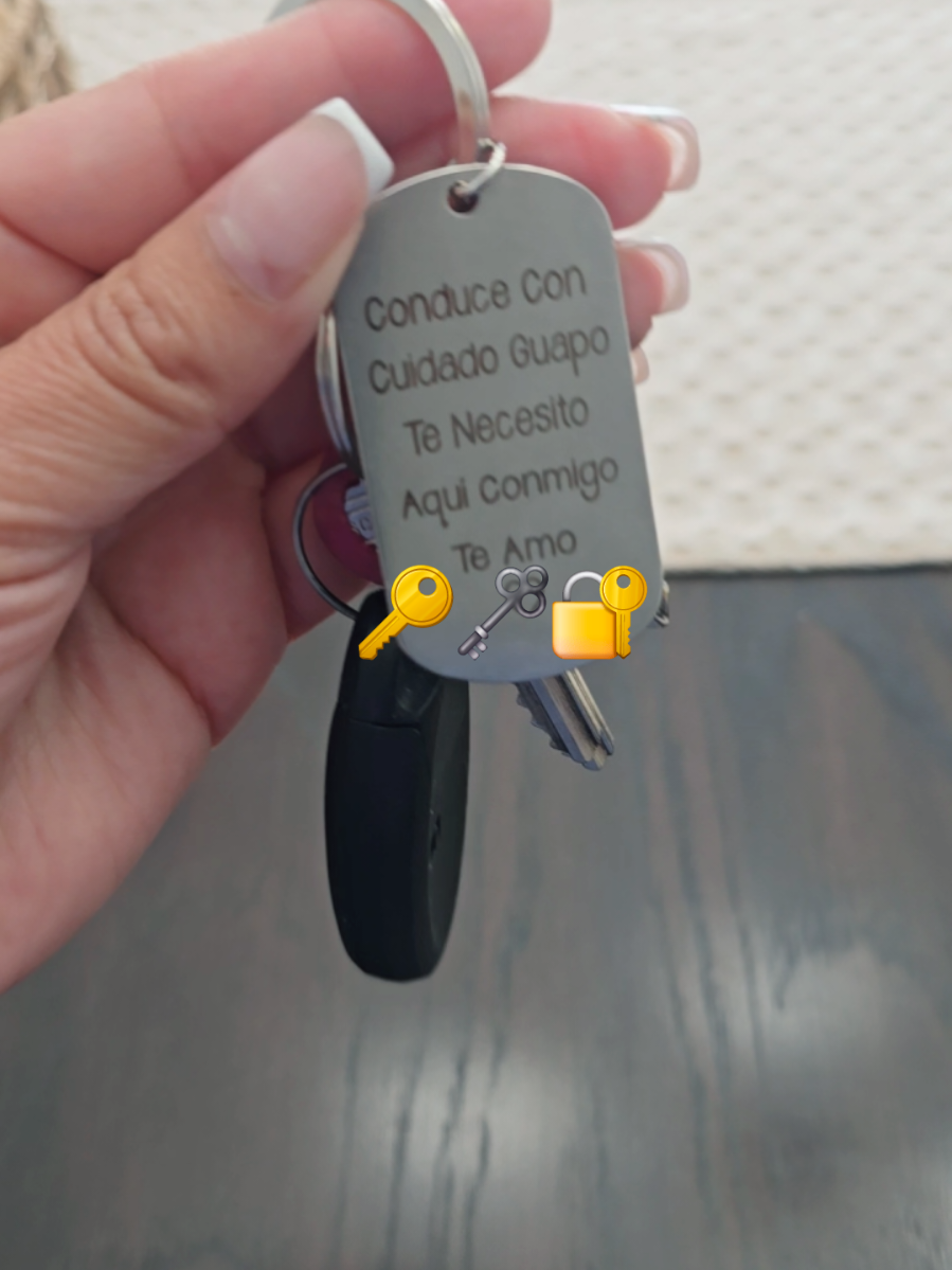 #llaveros #keyring #keyrings  #llavero #loveit #summervibes #Summer #tiktokshop #tiktokshopfinds #tiktokmademebuyit  #tiktokmademedoit 