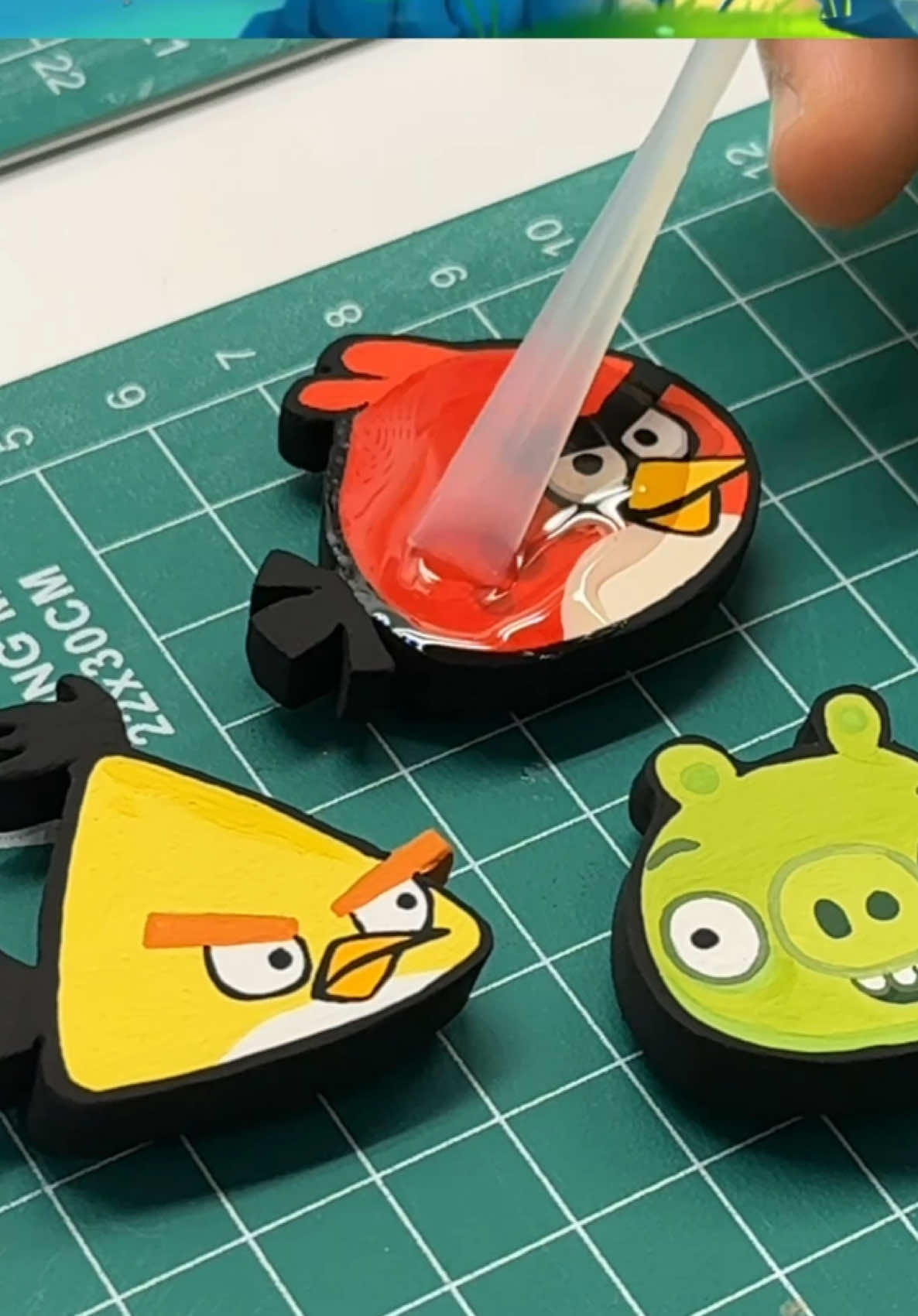 can you guess what character am i making? yes- i’m making Red from Angry Birds 2! let’s download and play with me🎯 https://wehy.pe/tt/4/gazoostudio