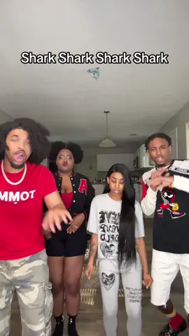 Shark 🦈  @⚜️MaMa❤️‍🔥Sia♠️ @Destynee Nathasia @SauceyAustin✨ #shark #pov #fypツ 