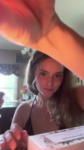 Scent is such a huge factor in making you feel at home and comfortable, and i’m so specific about most essential oils, but these are by far the best ones! They’re natural, and so such amazing quality. I couldn’t recommend these enough! #livingspace #scent #diffuser #essentialoil