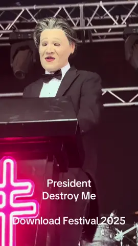 President - Destroy Me @PRESIDENT  @Download Festival  #sleeptoken  #worship 