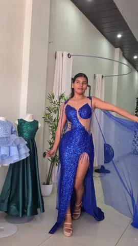 20 de Júlio nuestro primeiro evento en Bolívia🇧🇴😍 en los ambientes de @COCO BONGO BAR SHINAHOTA @Alex ,🤘  modelo: Neydi#ivirgarzama #villatunari #tropicodecochabamba🇧🇴 #chimore #shinahota #shinahota #tropicodecochabamba🇧🇴 