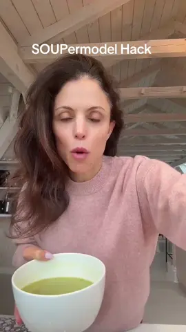 When you want your soup to last longer… You’re welcome. #supermodelsnack #SuperModel #soup #bethennymademetryit #yourewelcome 