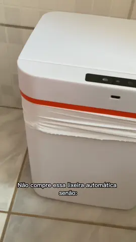 🚫 Chega de encostar na lixeira! ✨ Tecnologia, higiene e praticidade no seu dia a dia. Essa Lixeira Inteligente com sensor automático é perfeita para banheiros e cozinhas modernas! 🔋 Recarregável via USB | 💨 Sem toque | 🧼 Mais higiene ⠀ Garanta já a sua e transforme sua rotina! 💥