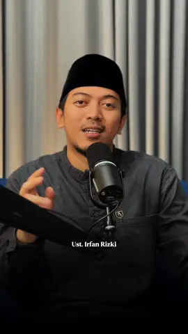 Capek hati? Lagi banyak pikiran? Atau pengen ngerasa tenang? Tenang, kamu nggak sendiri. *Ebook ini hadir untuk menemanimu:* *“Doa-Doa untuk Jiwa yang Ingin Bahagia”* • Format PDF — 130 halaman • Ditulis oleh Ustadz Irfan Rizki Haas • Doa-doa dari Al-Qur’an & Sunnah • Bahasa ringan, menyentuh, dan menenangkan • ⁠Sangat Layak untuk dibaca ketika Wukuf di Padang Arofah *Harga Hanya Rp19.000* (PASTIKAN EMAIL SUDAH BENAR ya.. karena ebook akan dikirim ke Email) ☺️😊 ORDER SEKARANG: 🔗 lynk.id/haasstore Karena kadang, yang kita butuh cuma satu hal: Doa yang menenangkan jiwa. #DoaBahagia #EbookIslam #UstadzIrfanRizkiHaas #HaasStore #UIR