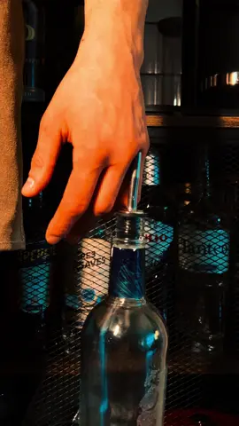 “Pour Spout”