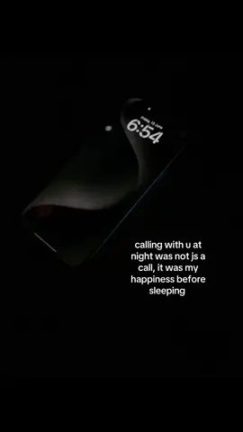 ;) #fyp #foryou #foryoupage #fy #fyppppppppppppppppppppppp #tiktok #relatable #him #likes #phonecall #call #latenightcalls #night #calling #happiness 