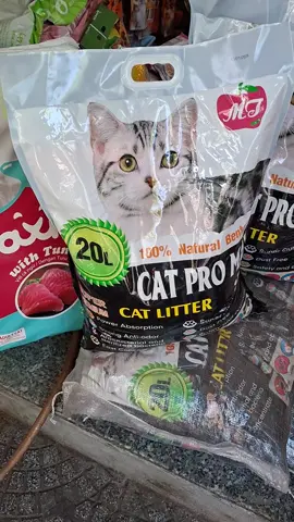 Cát vệ sinh dành cho mèo. Cat promax 20lit hiongw cf đen và cf sữa.Vốn cục,lưu hương,khử mùi hiệu quả.#cátpromax .