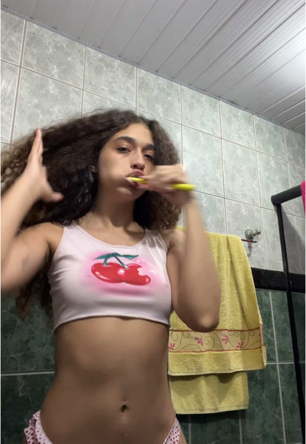 É muito importante escovar os dentes #cacheadas #vaiprafy #fy #viral #salvador #gymgirlsoftiktok #mulherdepreso🔓🕊👫💍 