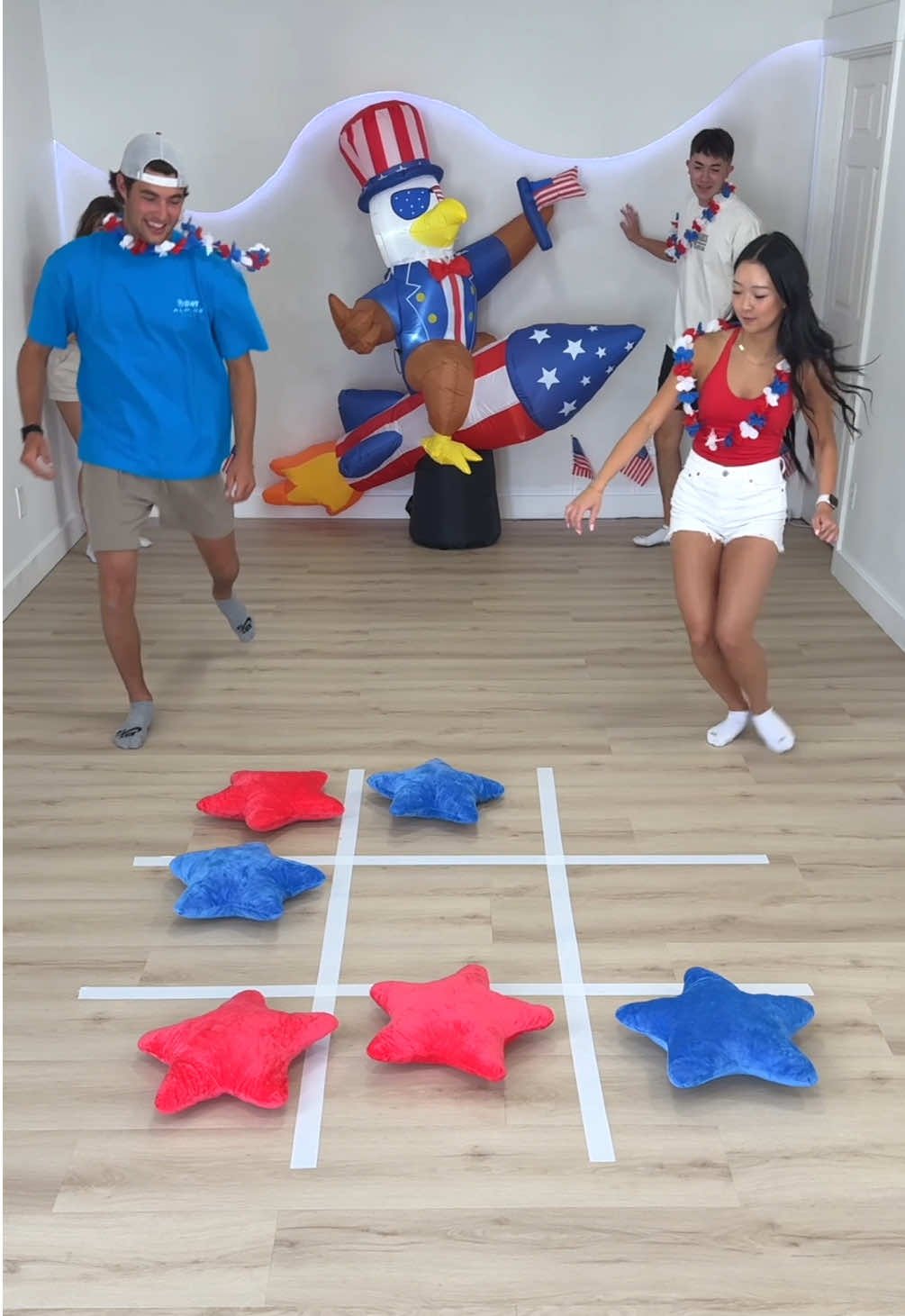 4th of July tic tac toe race! 🧨 #4thofjuly #family #game 