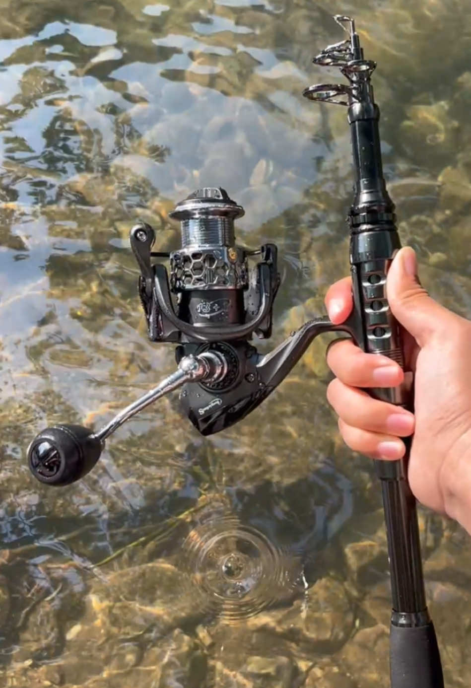Kombinasi joran dan gulungan pancing yang bagus dan sedang laris akhir-akhir ini #completefishingset #fishingsetkit #fishsetkit #fishingtoyset #fishingrellset #fishingsetviral #tufishingsetcombo #fishlegoset