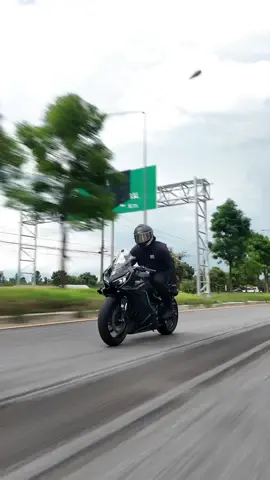 ถั่วดำมารายงานตัวครับ #PJ1 #fyp #motorcycle #bikerlife #motorbikelife #motorbike #bigbike #cbr650r #ฟีดดดシ #บิ๊กไบค์ #เทรนวันนี้ 