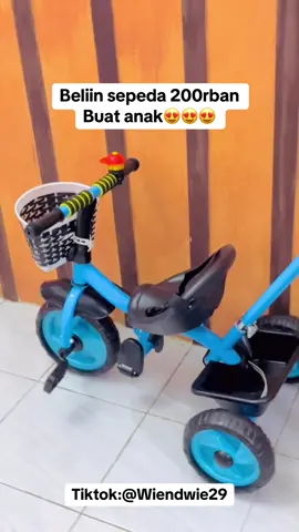 Sepedahnya murahh bgt😍😍 200rban aja👌 #sepedahanak #sepeda #sepedarodatiga #sepedaanak #newmom #sharing #sharingiscaring #parenting #edukasianak #fyp #masukberanda 