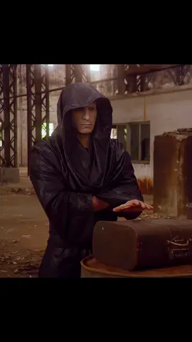 This mysterious person used tea leaves to make a severed hand grow #movie #film #foryou #tiktok 