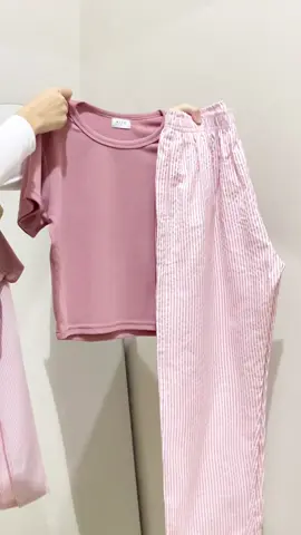 Cozy outfit at home ✨🌧️🏡 #outfitrumahan #outfitideas #fyp 