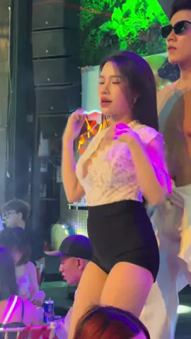 Rất xinh đẹp và dễ thương #suonmuoiot171thoaingochautanphu #trend #trending #viralvideo #xuhuong #viraltiktok 