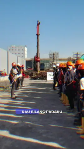 Leader Bukan Sembarang Leader😅⚡️ Leader Shibal 😅🇮🇩x🇰🇷 #kuliproyek👷🏼⛑️🦺 #hseofficer⛑️ #fypシ゚viral #safetyfirst #electricalengineering⚡️⚙️ #fyppppppppppppppppppppppp #hse 