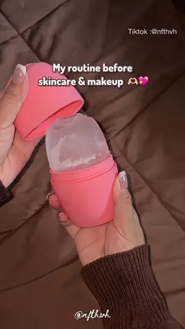 After a month konsisten skin rasa fresh & plumpy lepas guna ice roller ni ! 😍💯jerawat pun cepat kecut  yang paling best makeup tak mudah bercapuk & tahan lama LURVEEE 🫶🏻  #iceroller #faceiceroller #icetreatment #iceroller #icerollerforface #facial #facialtreatment #flawlessskin #fyp 