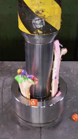 Satisfying and relaxing, see these and others on @HPC Official !!                                                                           #asmrsounds #asmrvideo #asmrfood #asmrtiktoks #satisfying #satisfyingvideo #amazing 