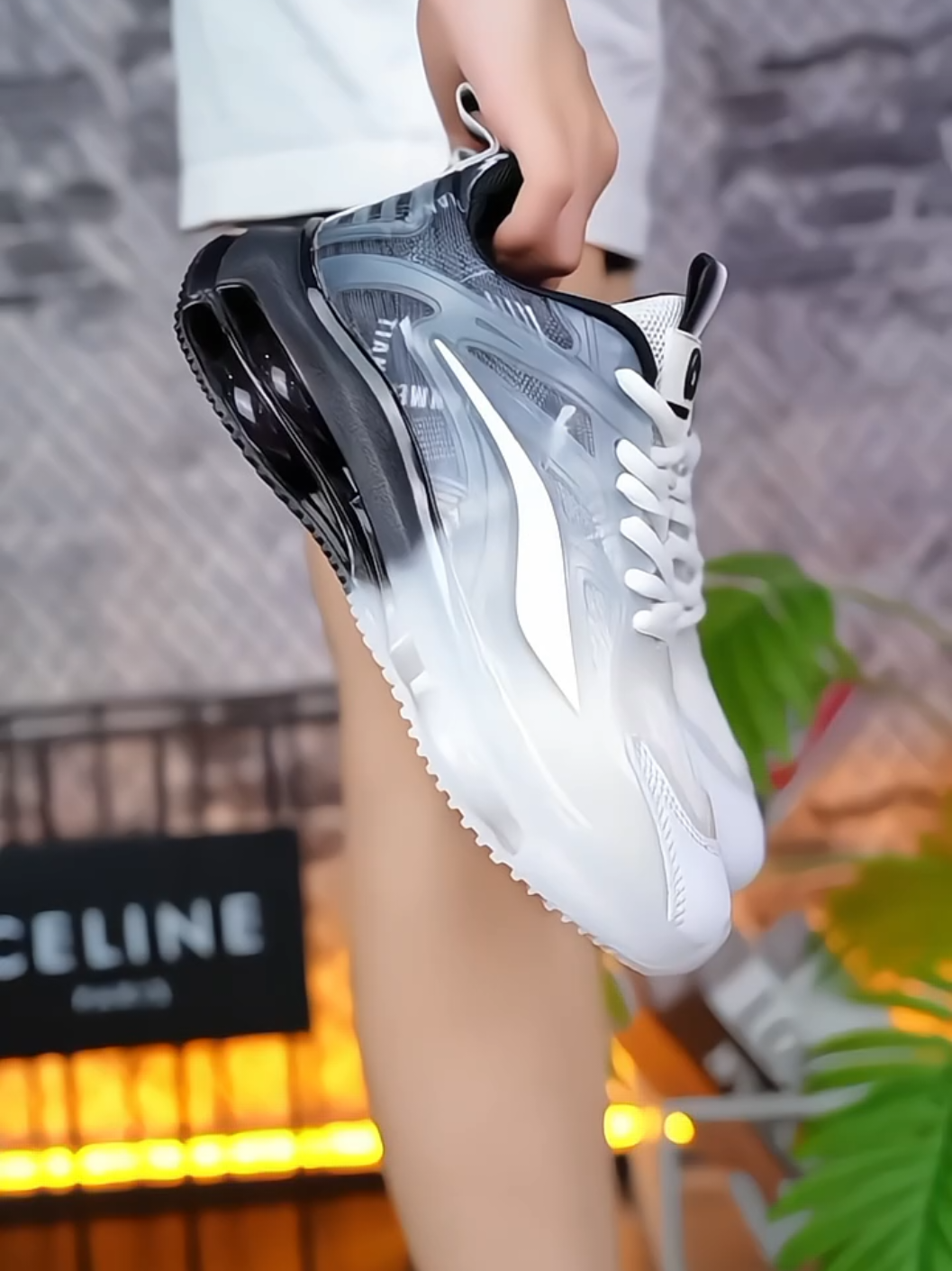 kuat ringan dan nyaman,hadir dengan perpaduan warna hitam & putih  #sepatuolahragapria #sepaturingandanoriginal #sepatupriaoutdoor #sepatulari #sepatujoging #sepatusportpria #recomendasisepatusportpria #fyp #firaltiktok🔥🔥🔥✌️ 