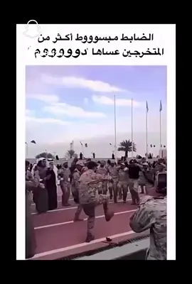 يا رجال القزوعي كلمات يا رجال القزوعي شيلوه شيله اتكلوني يا عريبين المجاني وأبشروا بي بالطواريق الجزيلة في عجب عين الرفاقة و العواني نحتمي الماقف ونشتال الثقيلة صح ماقفكم وصح الله لساني في محل يدرج بنه و هيله ومرحباه تسابق البن اليماني