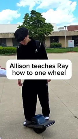 @Ray #rayasianboy #rayasianboyclips #onewheel #onewheelpint #streameruniversity #streameruniversity2025 #kaicenatstreameruniversity #allisonkroes #fyp #foryoupage 