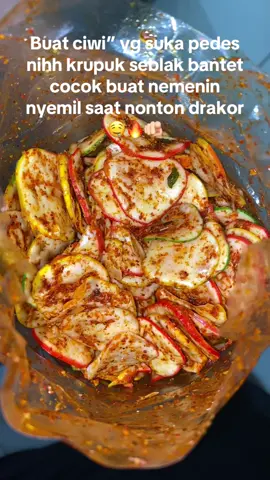 Emang nagih bgt rasanya🔥#fyp #fypage #fyppppppppppppppppppppppp #camilan #jajananviral #krupukseblak #krupukviral 