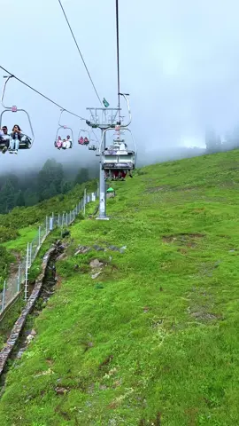 Malam Jabba Swat Lush Green Natural Beauty #MalamJabba #SwatValley #GreenView #BeautifulNature #MalamJabbaSwat #NaturalBeauty #HillStationSwat #TravelPakistan #ExploreSwat #MountainView #NatureVibes #PakistanTourism #GreenLandscape #PeacefulPlaces #NorthernPakistan #SwatPakistan #RelaxingViews #GreenHills #HiddenParadise #naturelovers 