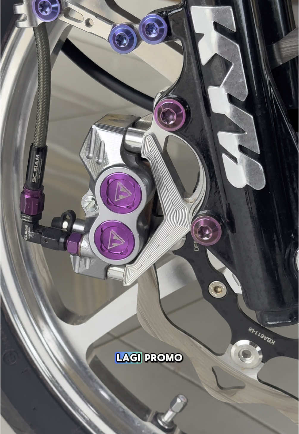 Kaliper formula di pasang di motor bikin tampilan motor jadi keren gini yaa der #kaliperformula #kalipercnc #kalipertracktion4p #kalipertracktion #kalipertraction #kalipercncgp4 #breketkaliper #breketkaliperformula 