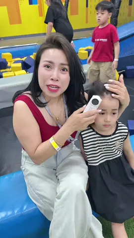 Nhỏ mà có võ #quattichdien #quat #quatminicamtay #quatmini #hahienhoa1 #xuhuong #tienichgiadinh 