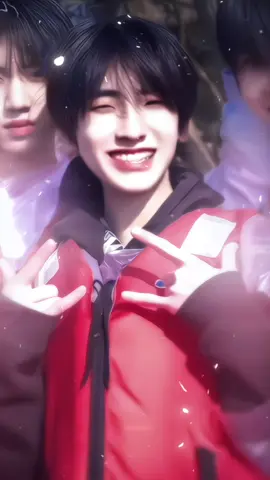 : bạn trai lý tưởng..  #zuoqihan #takyham #左奇函 #tf家族四代 | id: _yuiwn.trihz |